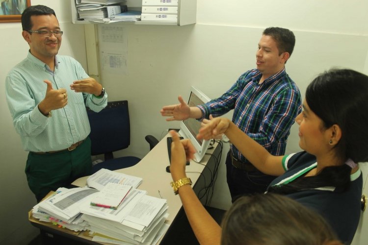 Pausas activas como principal herramienta para disminuir el riesgo de enfermedad profesional  
