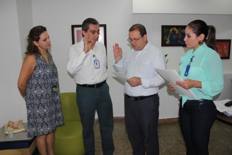 Posesionado nuevo representante de profesionales asistenciales ante la Junta Directiva de la ESE Carmen Emilia Ospina